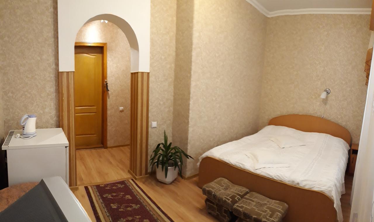 Hotel Сонячна Truskavec' Esterno foto
