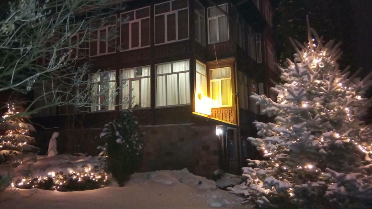 Hotel Сонячна Truskavec' Esterno foto